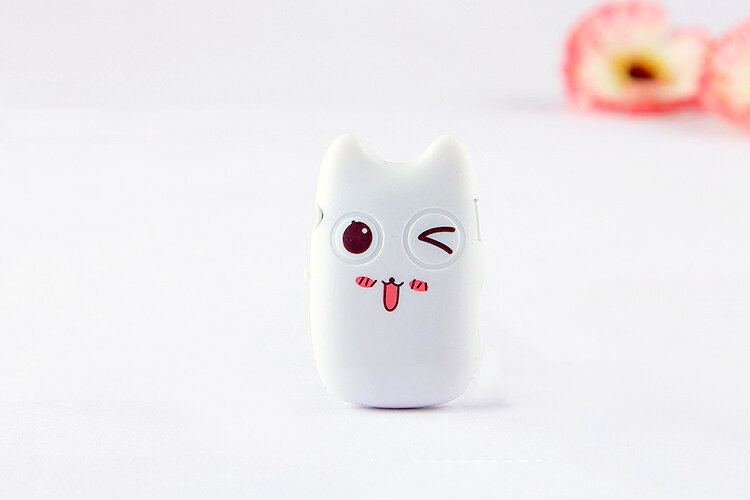 Музыкальный мини-плеер с разъемом для SD карты MyPads MP4/MP3 белый для студента школьника, мальчика, парня